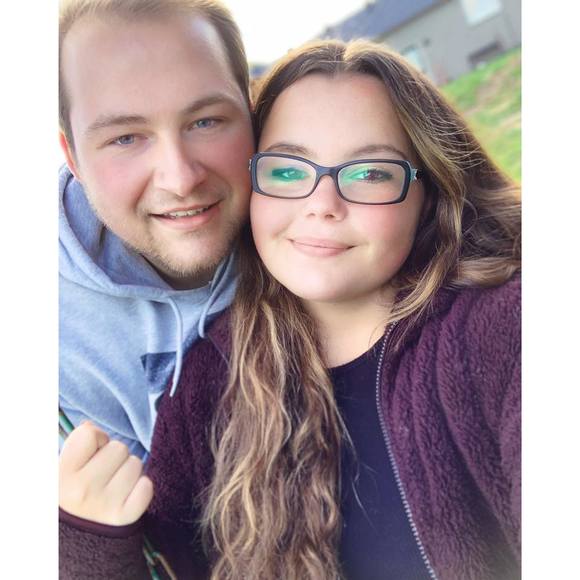 Profile Picture of Ashley Milford (@ashley_milford) on Poshmark