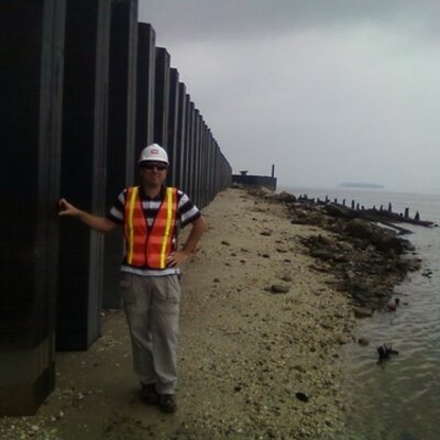 Profile Picture of Michael Hayduk (@ACMduck) on Twitter