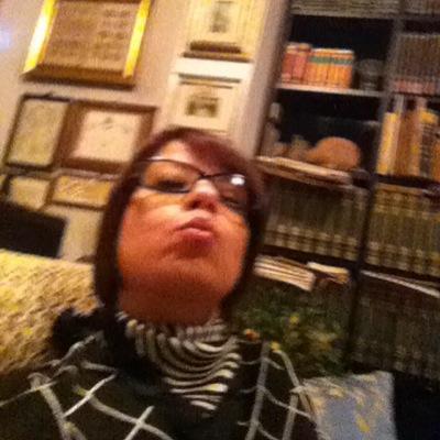 Profile Picture of Miranda Larson (@camillissima1) on Twitter