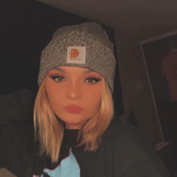 Profile Picture of Micaela Rudish (@micaelarudish) on Poshmark