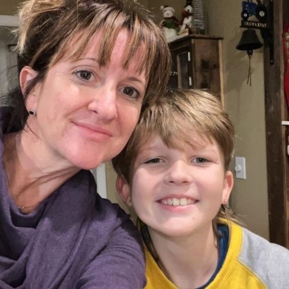 Profile Picture of Aedyn Andreadakis (@andreadakisae12) on Poshmark