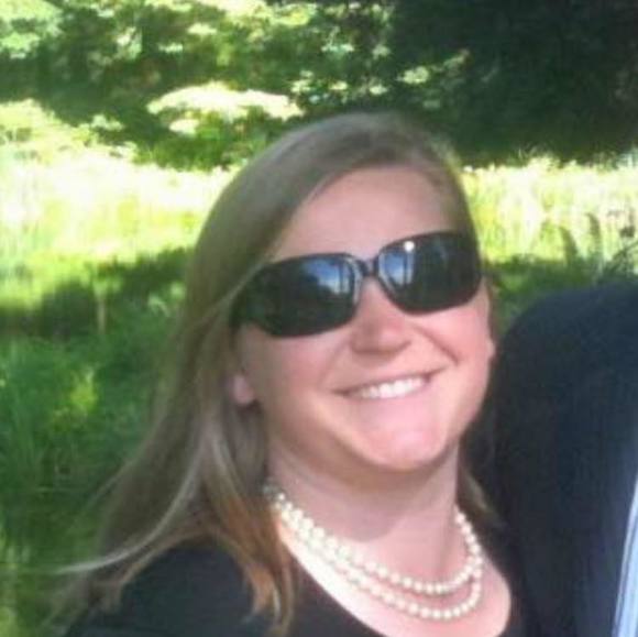 Profile Picture of Katie Copp christopherson (@fashionpolice80) on Poshmark