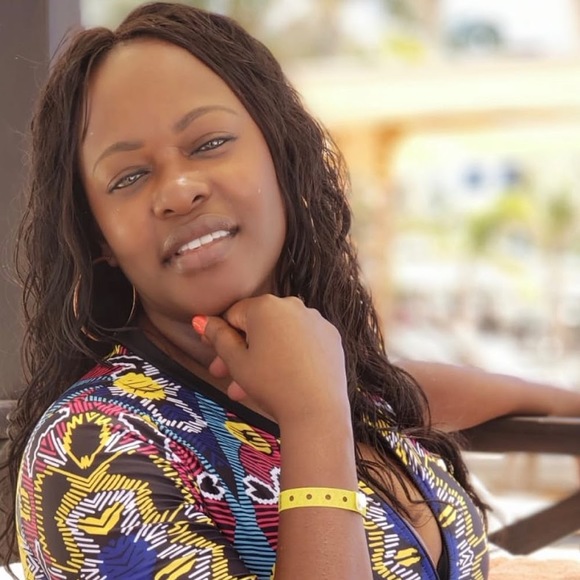 Profile Picture of Sherrez Laurendine (@sherrez03) on Poshmark