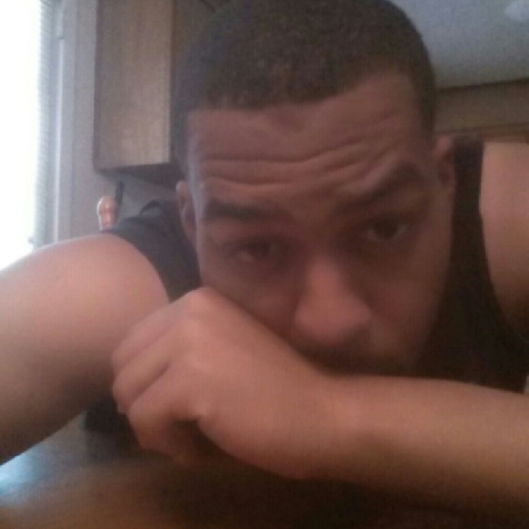 Profile Picture of Glenn Gray (@big_g1276) on Poshmark