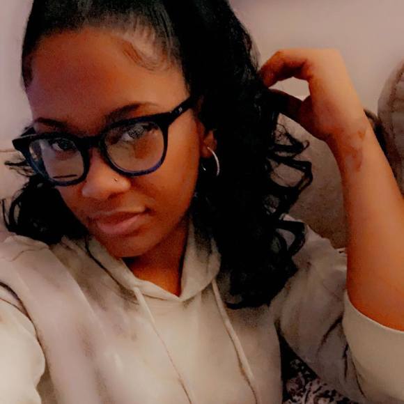 Profile Picture of Tiara Tates (@tiara307) on Poshmark