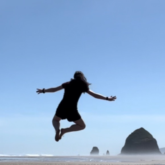 Profile Picture of Nicolette Stutesman (@blueberryshake) on Poshmark