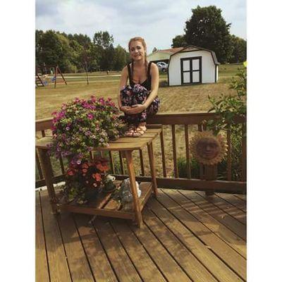 Profile Picture of Meredith Potter (@Meredith6potter) on Twitter