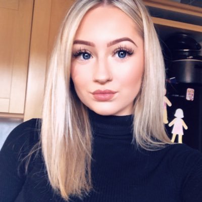 Profile Picture of Dayna Phillips (@_daynaphillips) on Twitter