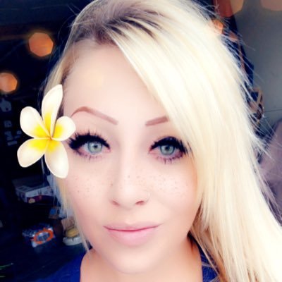 Profile Picture of Jerrica Robertson ❄️🌊🏳️‍🌈 (@JerricaRobert15) on Twitter