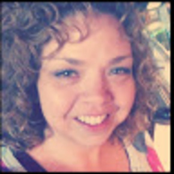 Camie Wesselman - Poshmark Profile Picture of Camie Wesselman (@camie_wesselman) on Poshmark