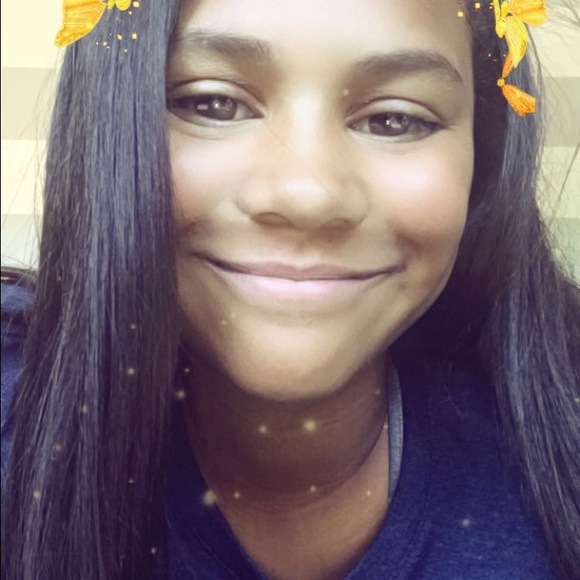 Profile Picture of Khlaiah Denson (@hahsbamma) on Poshmark