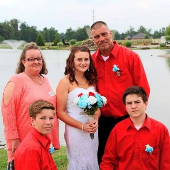 Profile Picture of James melissa Goodroe (@mgoodroe3478) on Poshmark