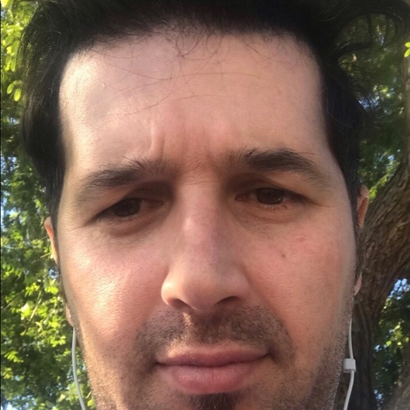 Profile Picture of Hamid Nikbakht (@hamidg10) on Poshmark