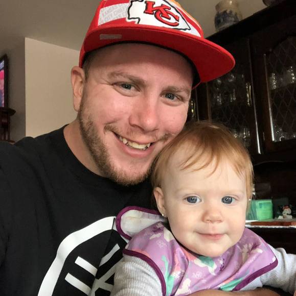 Profile Picture of Daniel Drury (@dan_drury) on Poshmark