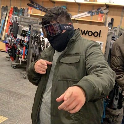 Profile Picture of Christian Castaneda (@Bi99ieC) on Twitter