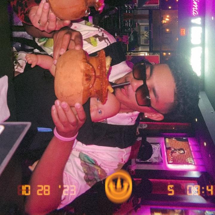 Profile Picture of Jordan Bledsoe 🦦 (@@j_4_b) on Tiktok