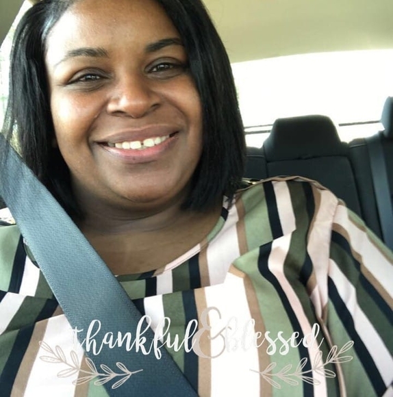 Taesha Jones-theodore - Poshmark Profile Picture of Taesha Jones-theodore (@taeshatheodore) on Poshmark