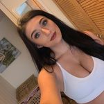 Profile Picture of Chelsea Bartlett (@chelseabartletttt) on Instagram