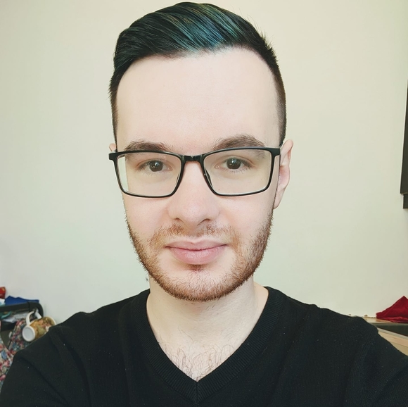 Profile Picture of Steven Mayer-tardif (@steevo077) on Poshmark