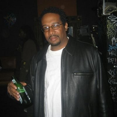 Profile Picture of Detrick  James (@thglfe2000) on Twitter
