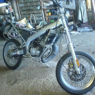 Profile Picture of Robert Stockinger (@DerKollelge) on Twitter