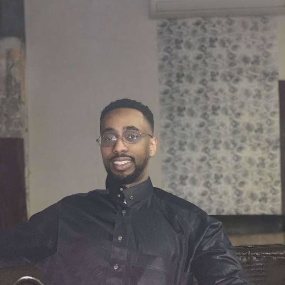 Profile Picture of Abdullah Abdi (@abdulozy_007) on Poshmark