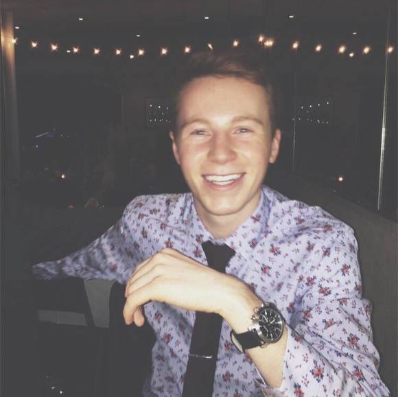 Profile Picture of Carson Brooks (@carsonbrooks9) on Poshmark