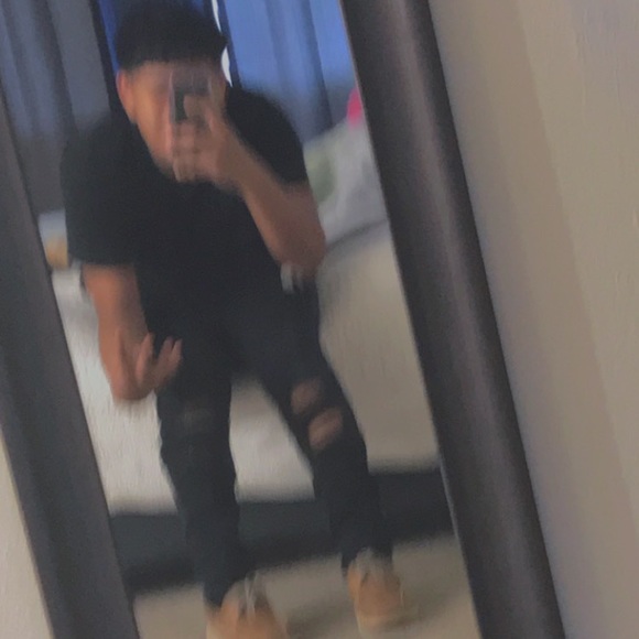 Profile Picture of Kevin🥶🤷🏽‍♂️ Alvardo (@kalvardo99) on Poshmark