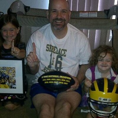 Profile Picture of Ed Hays (@bleedblue4ever) on Twitter