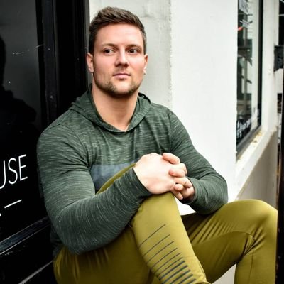 Profile Picture of Dennis #TheSnyderCut Kirkegaard (@Inshapedk) on Twitter