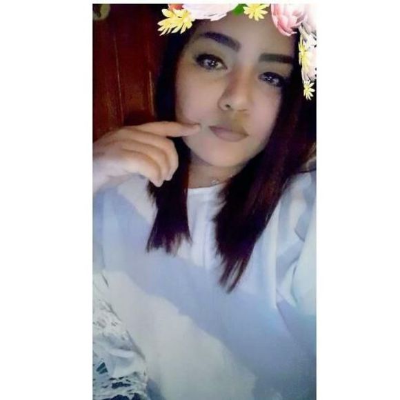 Profile Picture of Alexa Leon (@latina_leon) on Poshmark