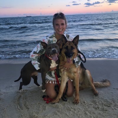 Profile Picture of Ashley Barron (@ashleybessmer3) on Twitter