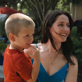 Profile Picture of Rachael Rogers (@ray_palm) on Pinterest