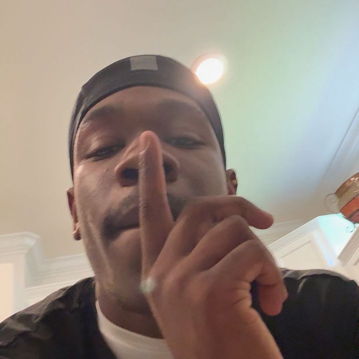Profile Picture of dee🇧🇸 (@deeholm3s) on Tiktok