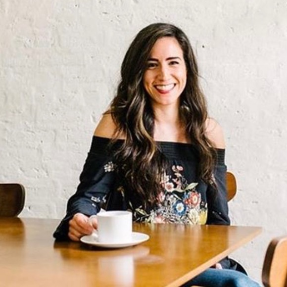 Profile Picture of Lisa Spagnolo (@lisaspagnolo) on Poshmark