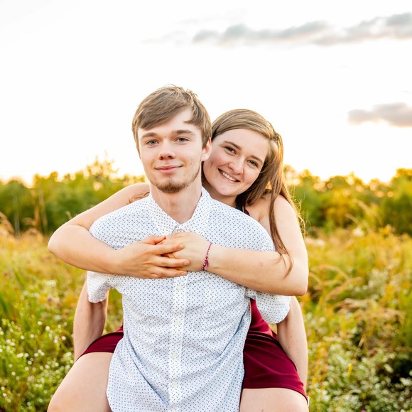 Profile Picture of Kaylee Gehrt (@klg4803) on Poshmark