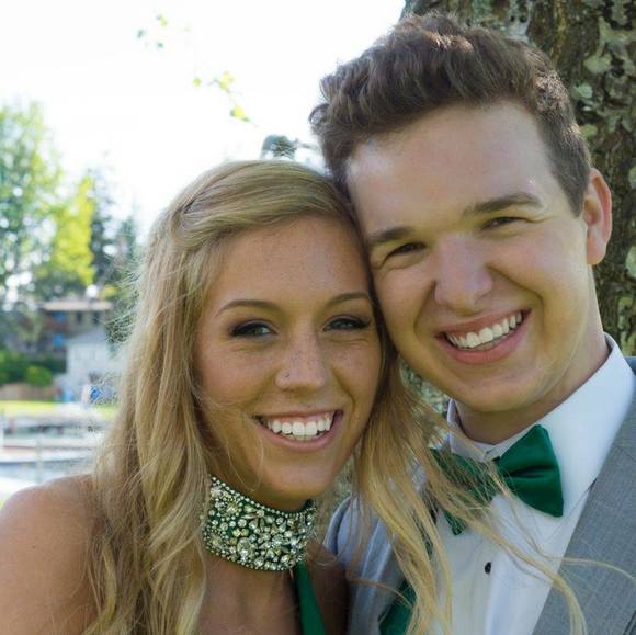 Brad Taddonio - Poshmark Profile Picture of Brad Taddonio (@bradtaddonio) on Poshmark