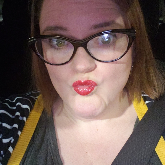 Profile Picture of Sarajane Barber (@sissyrocksokc) on Poshmark