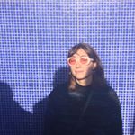 Profile Picture of Mélanie Vialle (@champagneninie) on Instagram