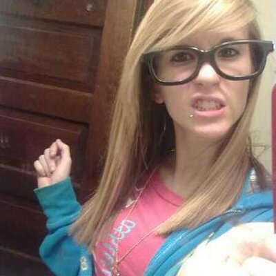 Profile Picture of Kaylee Jean Fey (@KayFey16) on Twitter