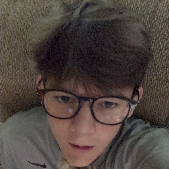 Profile Picture of Will Auchenbach (@willauchenbach) on Poshmark