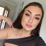 Profile Picture of ｡ 🎀 𝑀𝒶𝓇𝓉𝓎𝓃𝒶 🎀 ｡ (@marti_doli) on Instagram