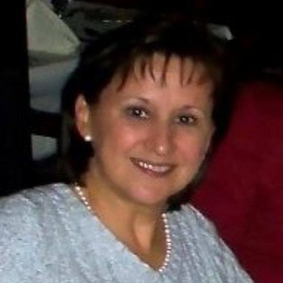Profile Picture of Wanda Mcgee (@wmcgee) on Poshmark