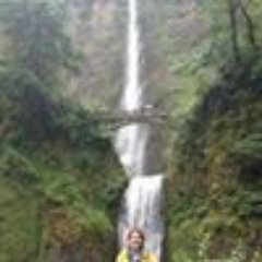 Profile Picture of Kaitlin Labansky (@deirdremurray95) on Twitter
