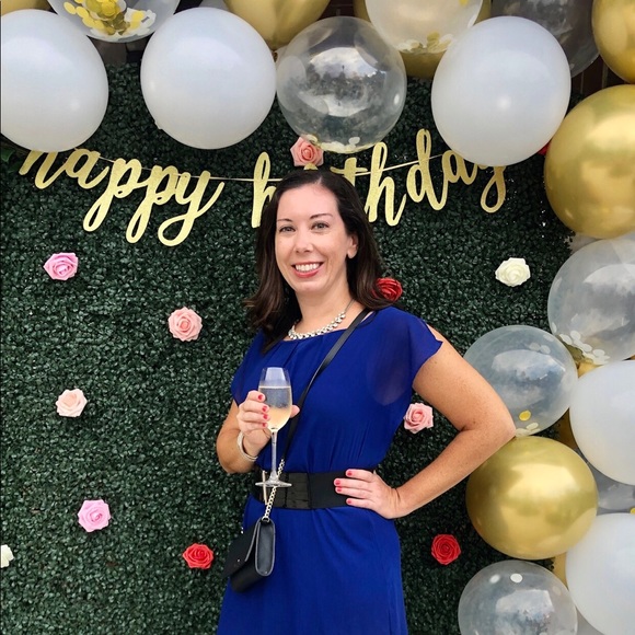 Profile Picture of Leanne Downey (@downeyle) on Poshmark