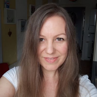 Profile Picture of Tina Hefner (@TinaHefner2) on Twitter