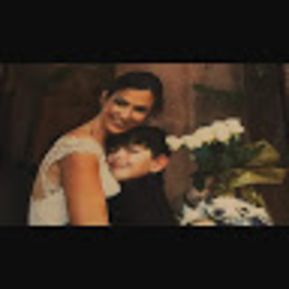 Profile Picture of Andrea Hemenway (@andrea_hemenway) on Poshmark