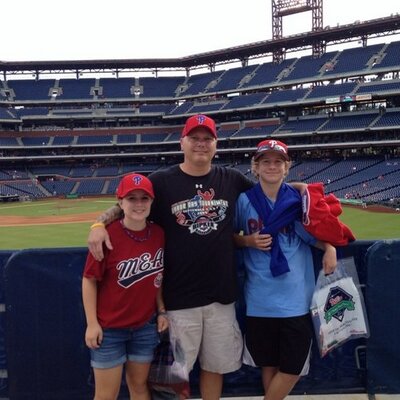 Profile Picture of Tom Shuey (@shujr6) on Twitter