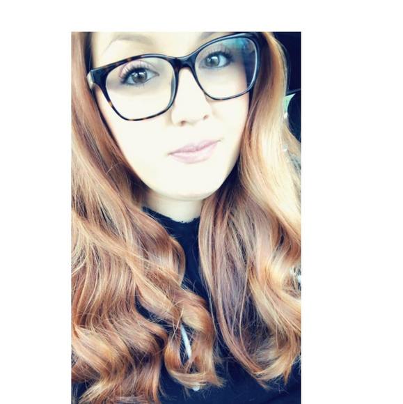 Profile Picture of Marissa Tucci (@mtucci3) on Poshmark