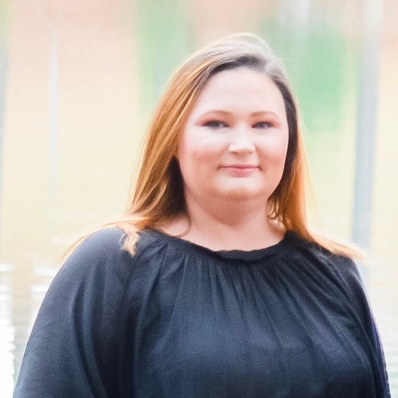 Profile Picture of Priscilla Winslett (@pwinslett) on Poshmark